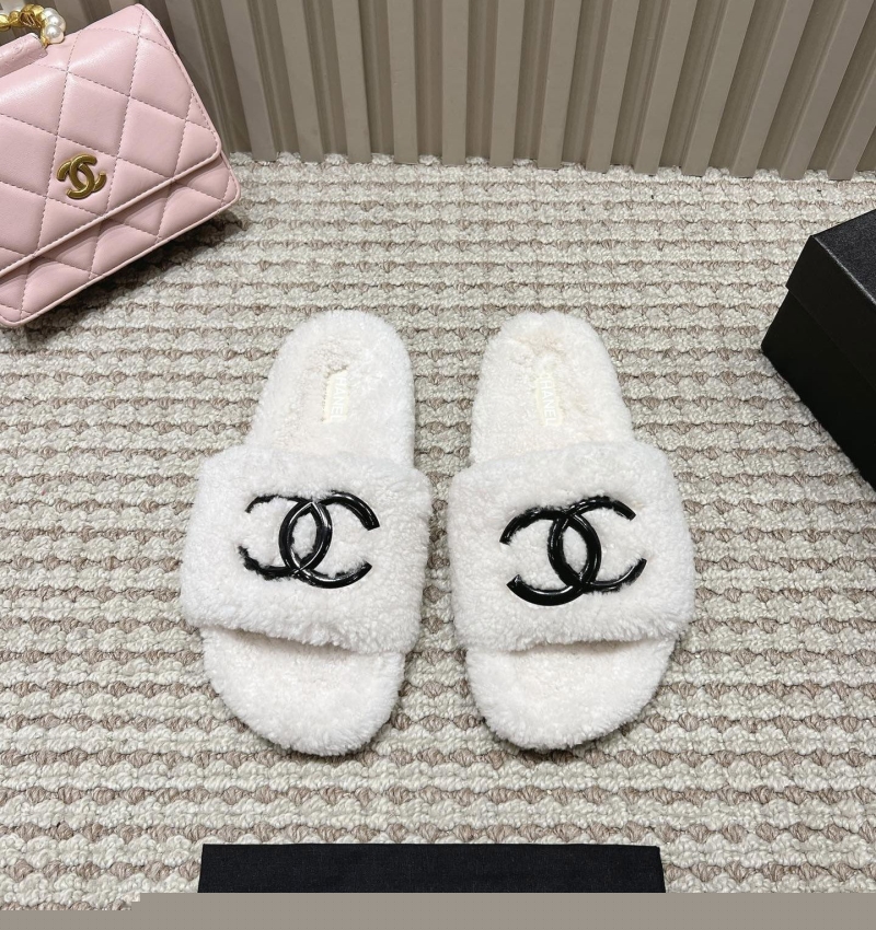 Ch*el slippers